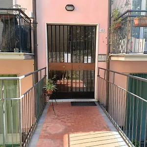 https://chez-sylviehouse.hotelitalianriviera.com
